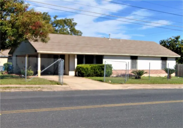 Photo 15 of Single family home for sale at 6901 Blessing Ave, Austin, TX 78752 | MLS# 6675847 | Listing updated on 2026-07-29