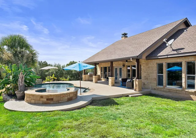 4th image of 103 Creekside Trl, Spicewood, TX 78669 | MLS# 8048452