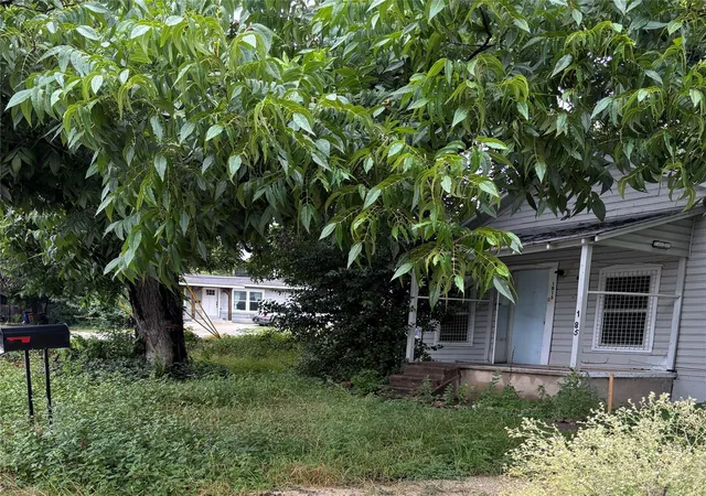 Photo 2 of Single family home for sale at 1815 Singleton Ave, Austin, TX 78702 | MLS# 1952501 | Listing updated on 2026-07-16