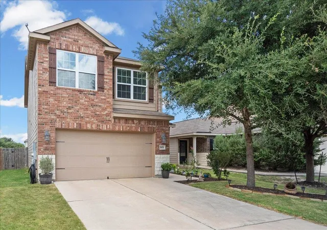 Photo 3 of Sale Pending at 1476 Treeta Trl, Kyle, TX 78640 | MLS# 8452241 | Listing updated on 2026-10-05