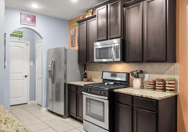 Photo 4 of Sale Pending at 1476 Treeta Trl, Kyle, TX 78640 | MLS# 8452241 | Listing updated on 2026-10-05