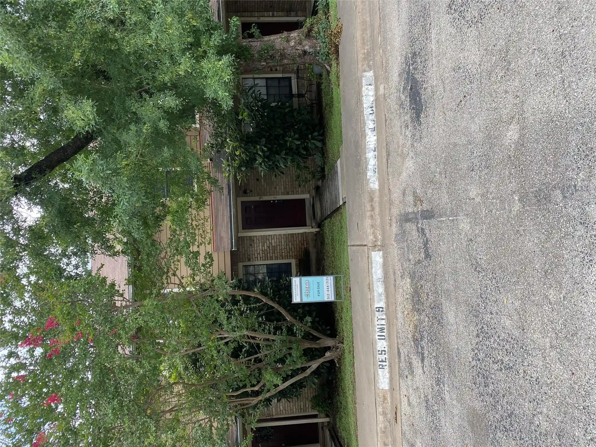 Listing Photo 19 - Condo for sale in 11404 Walnut Ridge Dr located at 11404 Walnut Ridge Dr, Austin, TX 78753 - Unit 11404 Walnut Ridge Dr