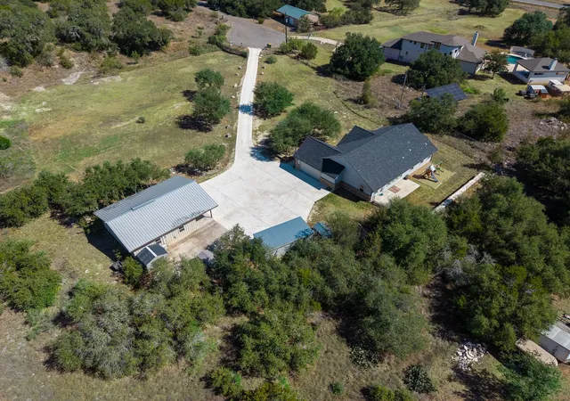 Single family home for sale at 185 Valley Sierra Ln, Driftwood, TX 78619 | MLS# 7642839