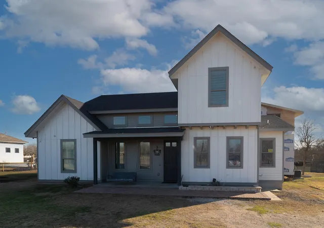1st image of 185 N Blushing Dr, Cedar Creek, TX 78612 | MLS# 7052056