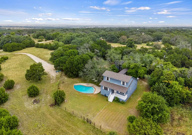 Photo 1 of Single family home for sale at 50 Private Rd 904, Georgetown, TX 78633 | MLS# 3779548 | Listing updated on 2026-08-19