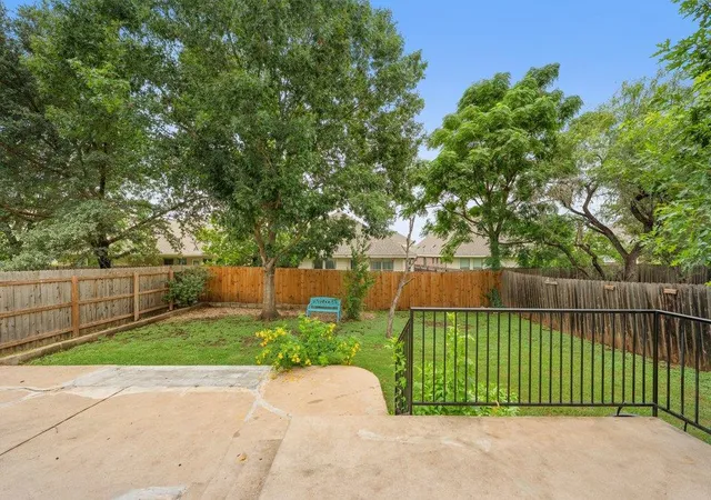 32nd image of 301 Bayou Bend Dr, Buda, TX 78610 | MLS# 6419333