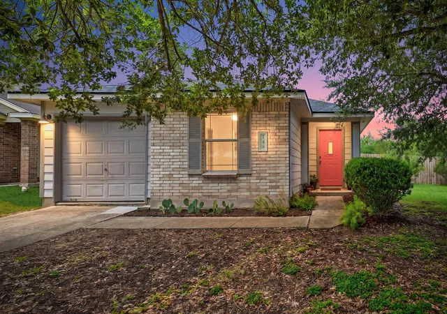 Single family home for sale at 148 Pearl Lake Dr, Kyle, TX 78640 | MLS# 4796363