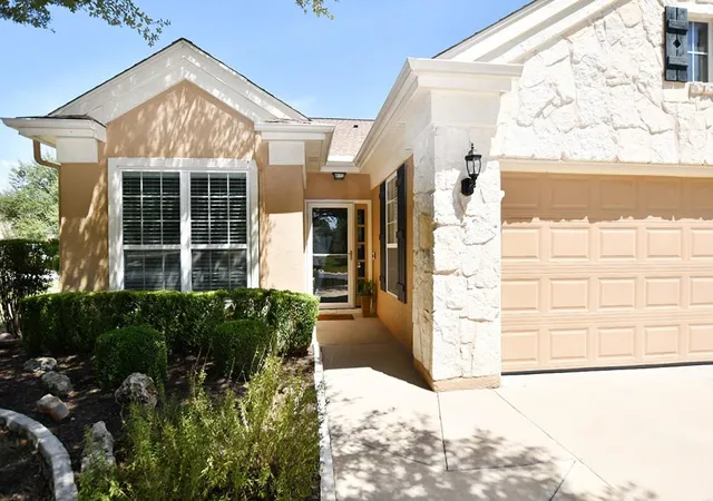 Photo 3 of Sale Pending at 103 Sunnyside Bnd, Georgetown, TX 78633 | MLS# 6976036 | Listing updated on 2026-09-19