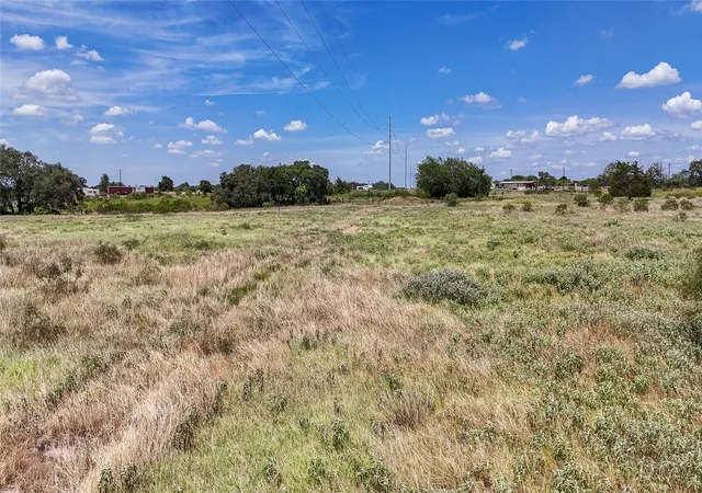 2nd image of Lot 1 Fox Ln, Lockhart, TX 78644 | MLS# 3873552