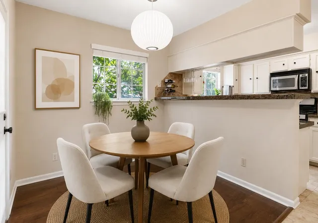 Photo 4 of Condo for sale at 1506 Forest Trl #101, Austin, TX 78703 | MLS# 6022800 | Listing updated on 2026-09-20