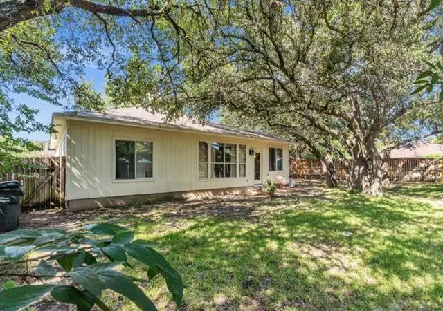 2nd image of 2600 N Walker Dr, Leander, TX 78641 | MLS# 5110034