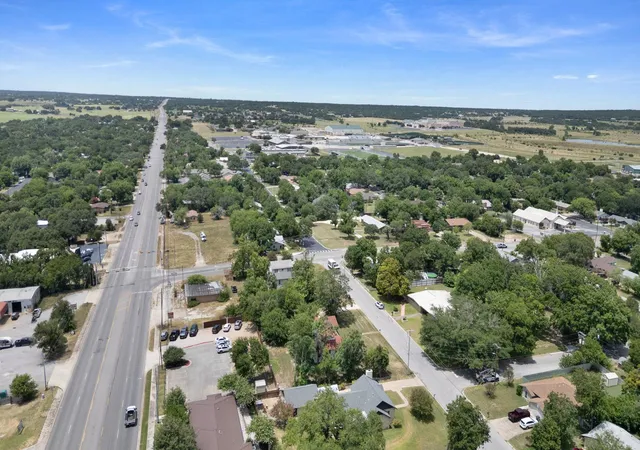 Photo 3 of Single family home for sale at 900 N Main St, Burnet, TX 78611 | MLS# 9716457 | Listing updated on 2026-08-11