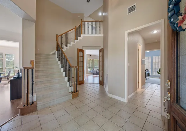 Photo 3 of Single family home for sale at 2007 Golden Bear Dr, Round Rock, TX 78664 | MLS# 8697257 | Listing updated on 2026-09-03