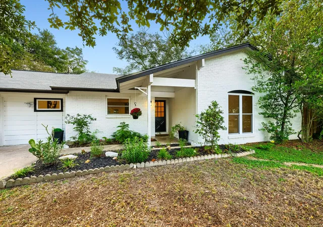 Photo 1 of Single family home for sale at 5605 Cordell Ln, Austin, TX 78723 | MLS# 4360386 | Listing updated on 2026-10-30