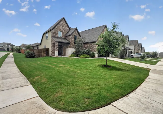 2nd image of 17817 Clairess Ln, Manor, TX 78653 | MLS# 8623178