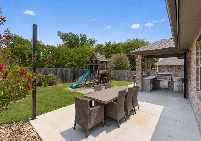Photo 2 of Single family home for sale at 2624 Enza Dr, Round Rock, TX 78665 | MLS# 9951889 | Listing updated on 2026-09-26