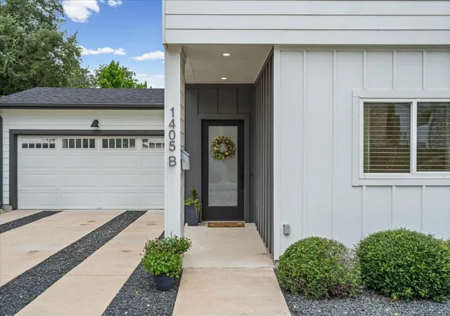Photo 2 of Condo for sale at 1405 Casey St #B, Austin, TX 78745 | MLS# 5210550 | Listing updated on 2026-07-26