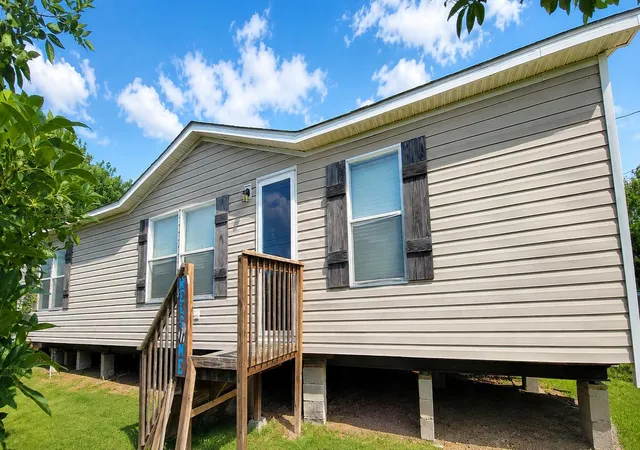 2nd image of 873 Avenue I, Poteet, TX 78065 | MLS# 6365598