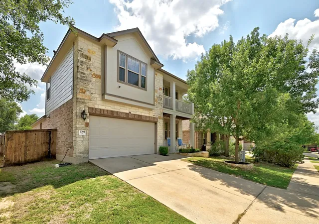 Photo 2 of Single family home for sale at 9705 Sydney Marilyn Ln, Austin, TX 78748 | MLS# 8571897 | Listing updated on 2026-08-30