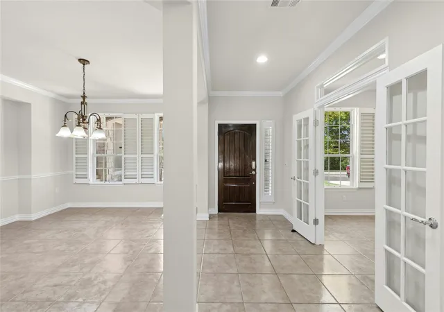 Photo 4 of Single family home for sale at 201 Yellow Rose Trl, Georgetown, TX 78633 | MLS# 1264020 | Listing updated on 2026-09-04