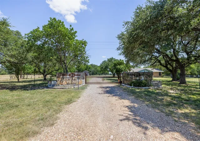 Photo 1 of Land for sale at 2185 Fm 184, Gatesville, TX 76528 | MLS# 6478092 | Listing updated on 2026-07-17