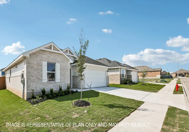 3rd image of 136 Southridge Trl, Marble Falls, TX 78654 | MLS# 3046427