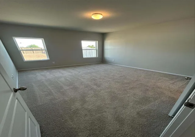 Photo 3 of Single family home for sale at 150 Lennox Dr, Kyle, TX 78640 | MLS# 4587665 | Listing updated on 2026-10-20