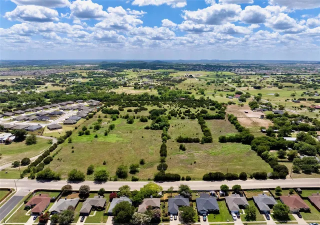 Photo 1 of Land for sale at 5011 Cunningham Rd, Killeen, TX 76542 | MLS# 6030303 | Listing updated on 2026-08-04