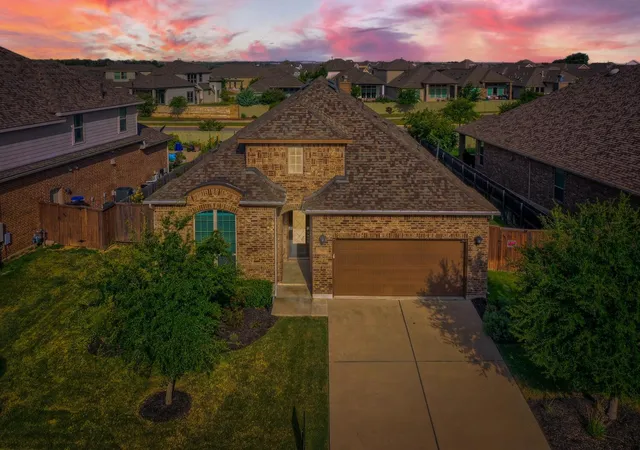 Photo 2 of Single family home for sale at 313 Pendent Dr, Liberty Hill, TX 78642 | MLS# 5489942 | Listing updated on 2026-08-30
