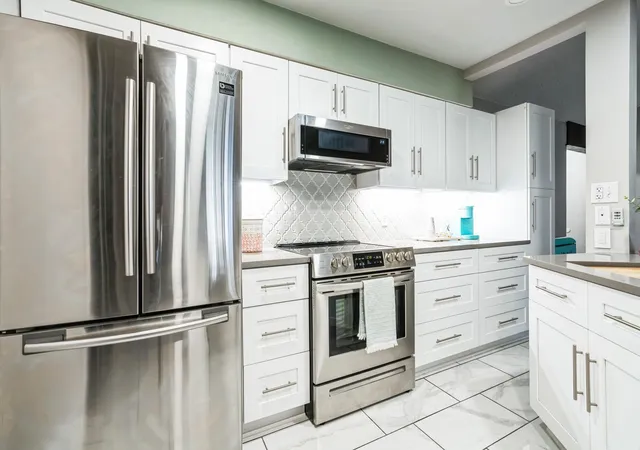 Listing Photo 3 - Condo for sale in building located at 1202 Thorpe Ln, San Marcos, TX 78666 - Unit #406D