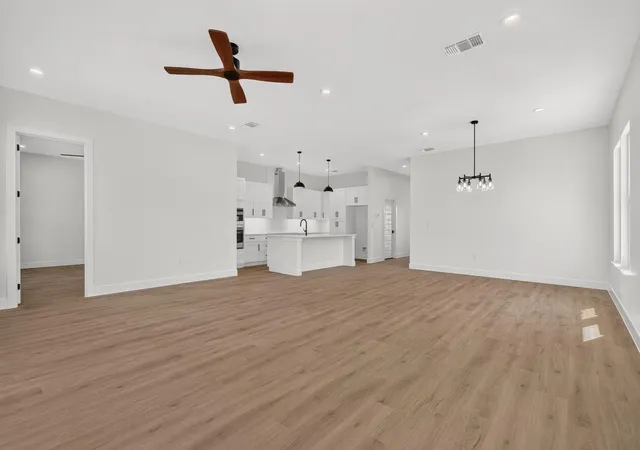 Photo 3 of Single family home for sale at 1713 Whitetail Rd, Marble Falls, TX 78657 | MLS# 9951826 | Listing updated on 2026-10-07
