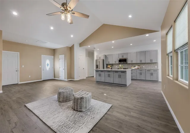 Photo 3 of Single family home for sale at 21526 Bar K Ranch Rd, Lago Vista, TX 78645 | MLS# 2763612 | Listing updated on 2026-10-28