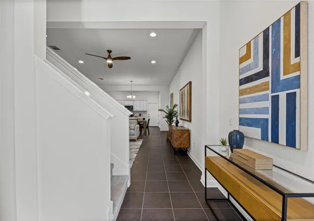 3rd image of 1518 Frontier Valley Dr, Austin, TX 78741 | MLS# 1637475
