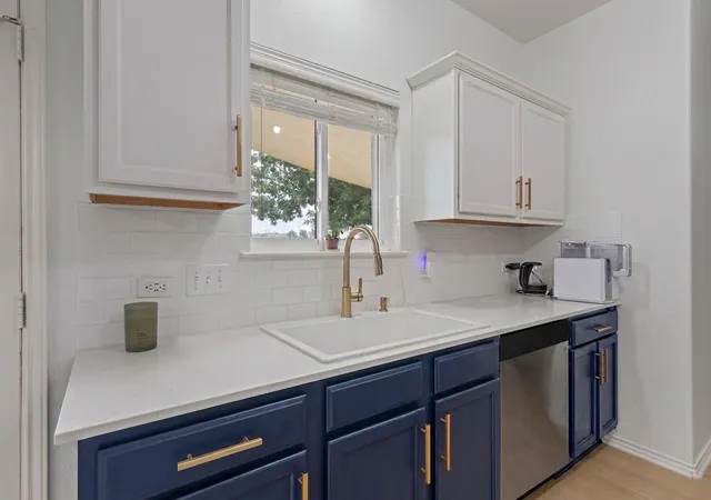 Photo 2 of Single family home for sale at 1316 Hensley Dr, Leander, TX 78641 | MLS# 2072955 | Listing updated on 2026-09-22