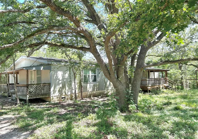 2nd image of 223 Foothill Rd, Bastrop, TX 78602 | MLS# 9376405