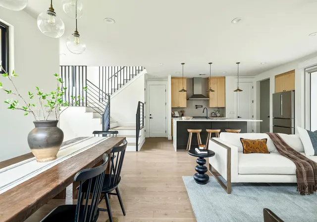 Listing Photo 4 - Condo for sale in building located at 3508 Lyons Rd, Austin, TX 78702