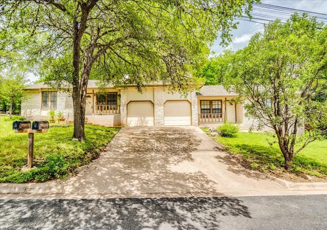 1st image of 800 Terrell Hill Dr, Austin, TX 78704 | MLS# 2069929