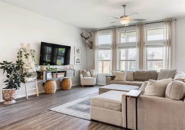 Photo 2 of Single family home for sale at 320 Old Trinity Way, Georgetown, TX 78628 | MLS# 5877773 | Listing updated on 2026-10-03