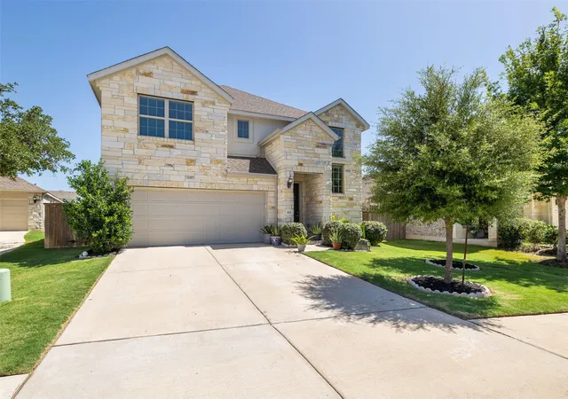 Photo 3 of Single family home for sale at 320 Old Trinity Way, Georgetown, TX 78628 | MLS# 5877773 | Listing updated on 2026-10-03