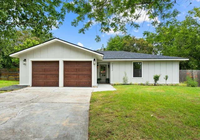 Photo 2 of Single family home for sale at 2802 Leeds Cv, Austin, TX 78745 | MLS# 4651113 | Listing updated on 2026-09-04