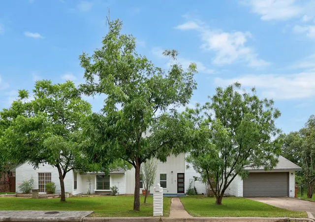 Photo 1 of Single family home for sale at 12422 Deer Trak, Austin, TX 78727 | MLS# 7188502 | Listing updated on 2026-09-21