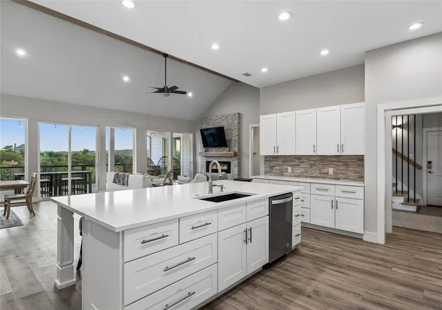 5th image of 16323 Lake Loop, Austin, TX 78734 | MLS# 8881037