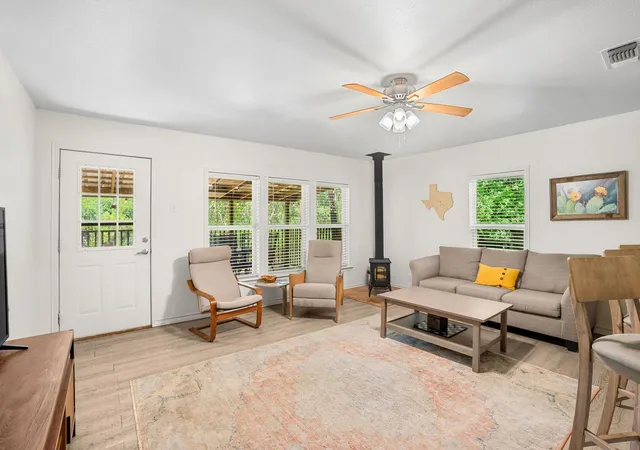 Photo 2 of Single family home for sale at 770 N River Rd, Lampasas, TX 76550 | MLS# 1622769 | Listing updated on 2026-07-18
