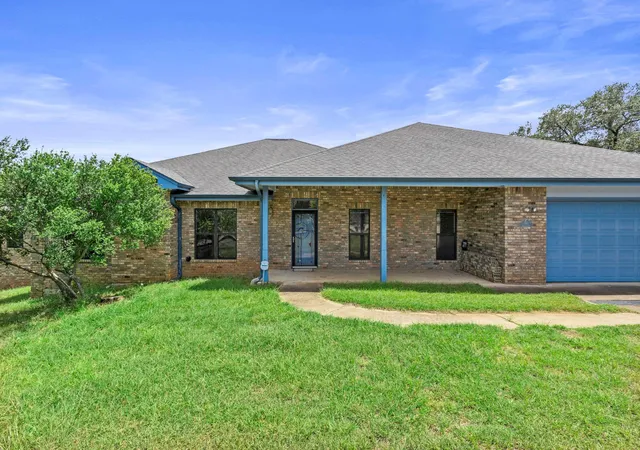 1st image of 313 Lagoon Loop, Horseshoe Bay, TX 78657 | MLS# 4151872