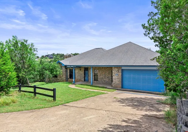 3rd image of 313 Lagoon Loop, Horseshoe Bay, TX 78657 | MLS# 4151872