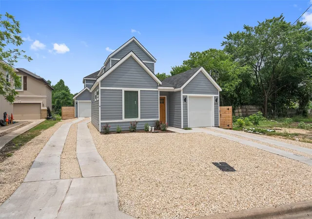 1st image of 2004 Maxwell Ln, Austin, TX 78741 | MLS# 1497620
