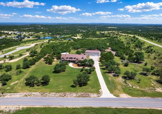 Photo 3 of Single family home for sale at 1516 E Flying Owl Dr, Johnson City, TX 78636 | MLS# 9998406 | Listing updated on 2026-09-26