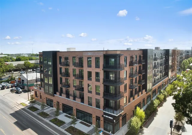 12th image of 4315 S Congress Ave #105, Austin, TX 78745 | MLS# 3973511