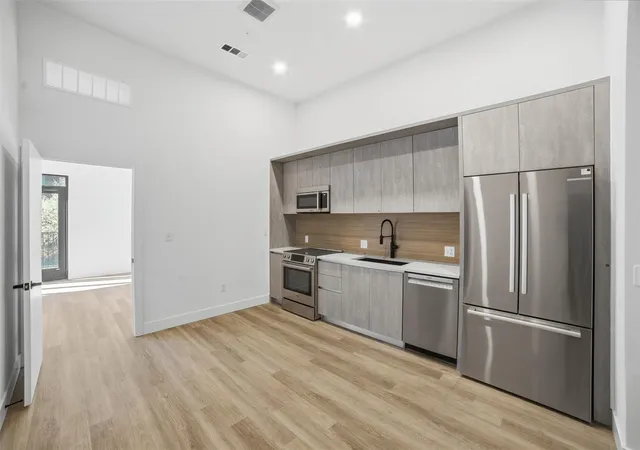 5th image of 4315 S Congress Ave #105, Austin, TX 78745 | MLS# 3973511