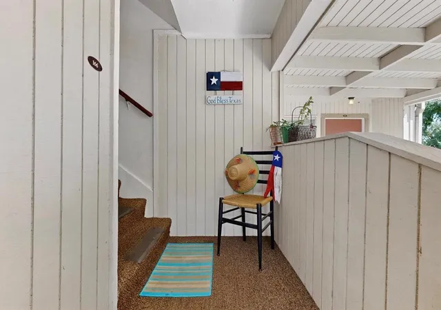 5th image of 306 Out Yonder, Horseshoe Bay, TX 78657